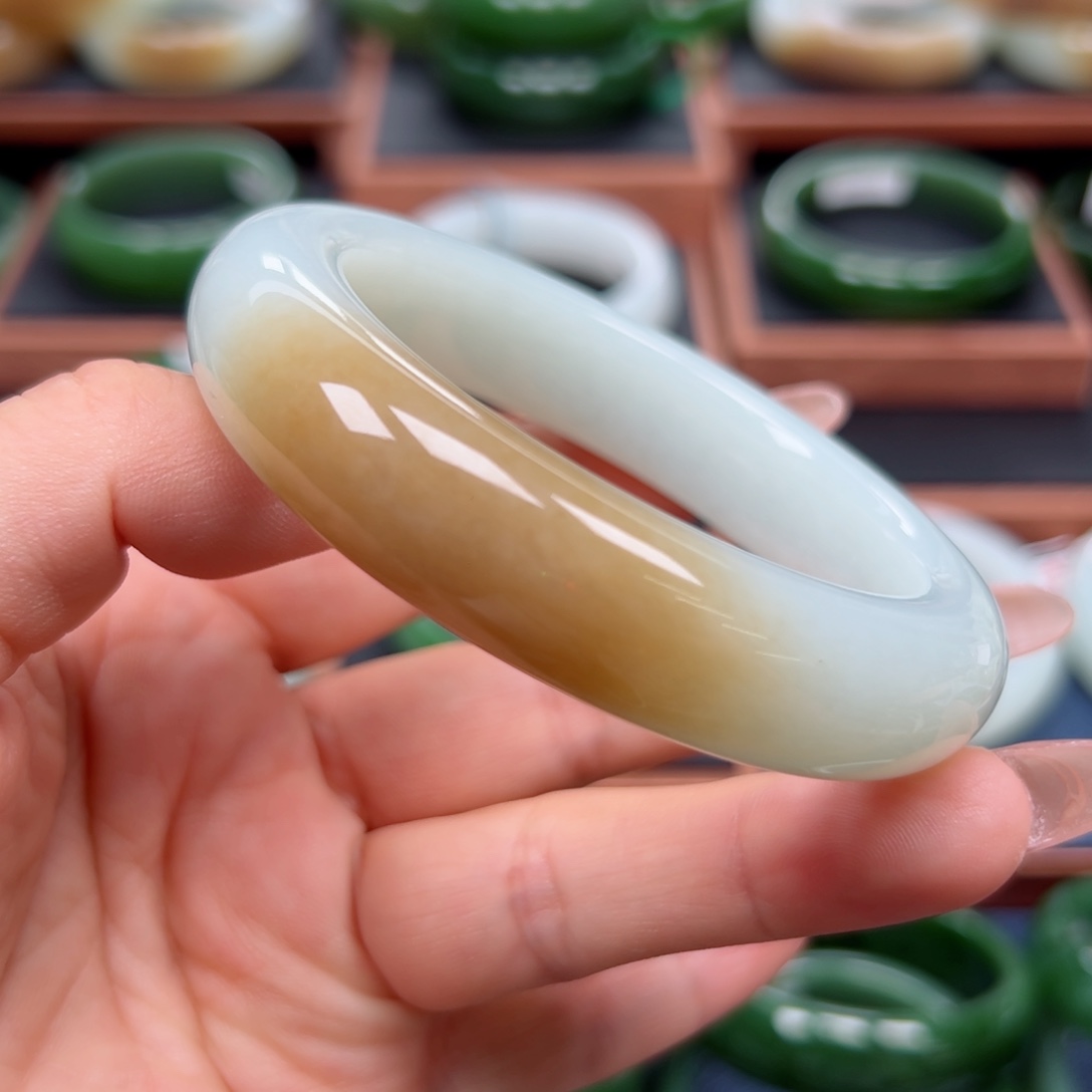 未镶嵌手镯和田玉5859圈口