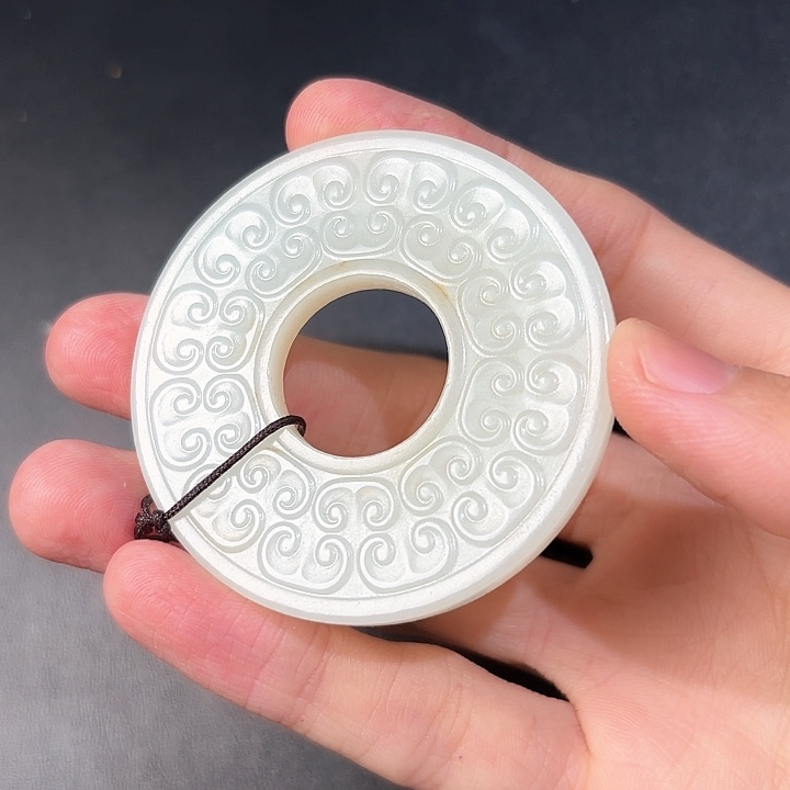 和田玉挂件未镶嵌大**手