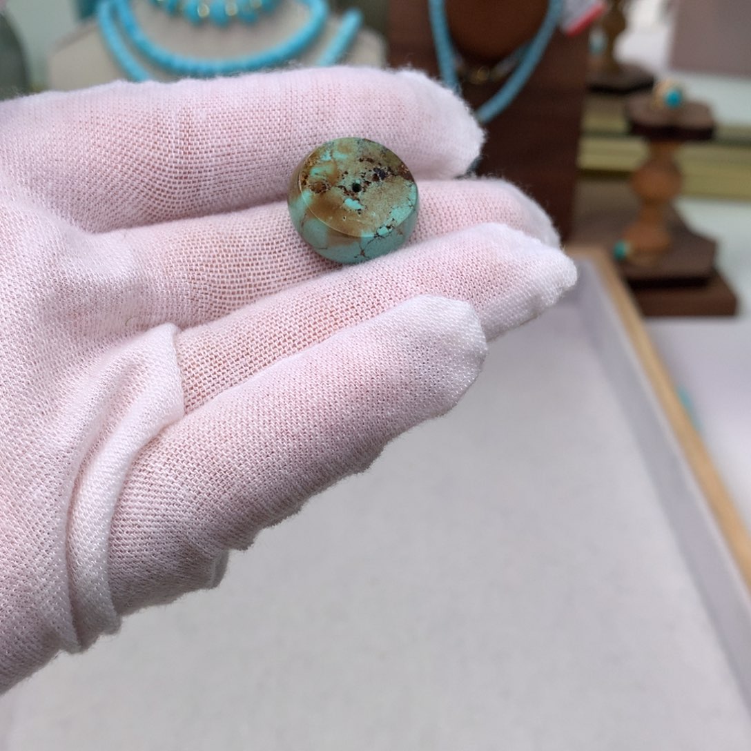 绿松石配饰未镶嵌