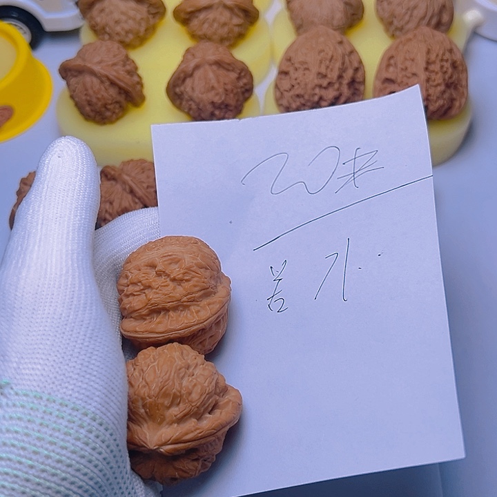 大叶紫檀（黑酸枝木类）몽*