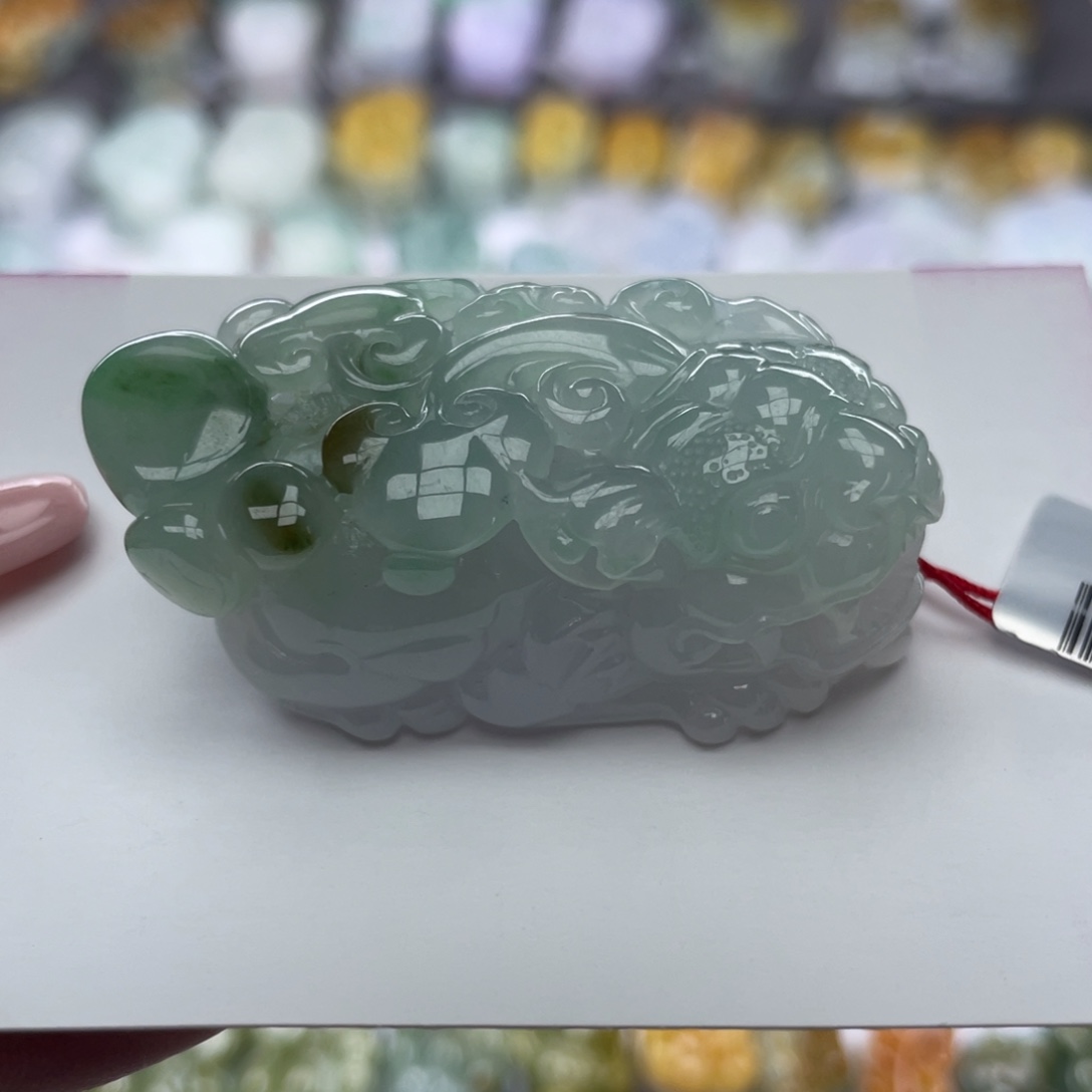 翡翠颈饰未镶嵌貔貅