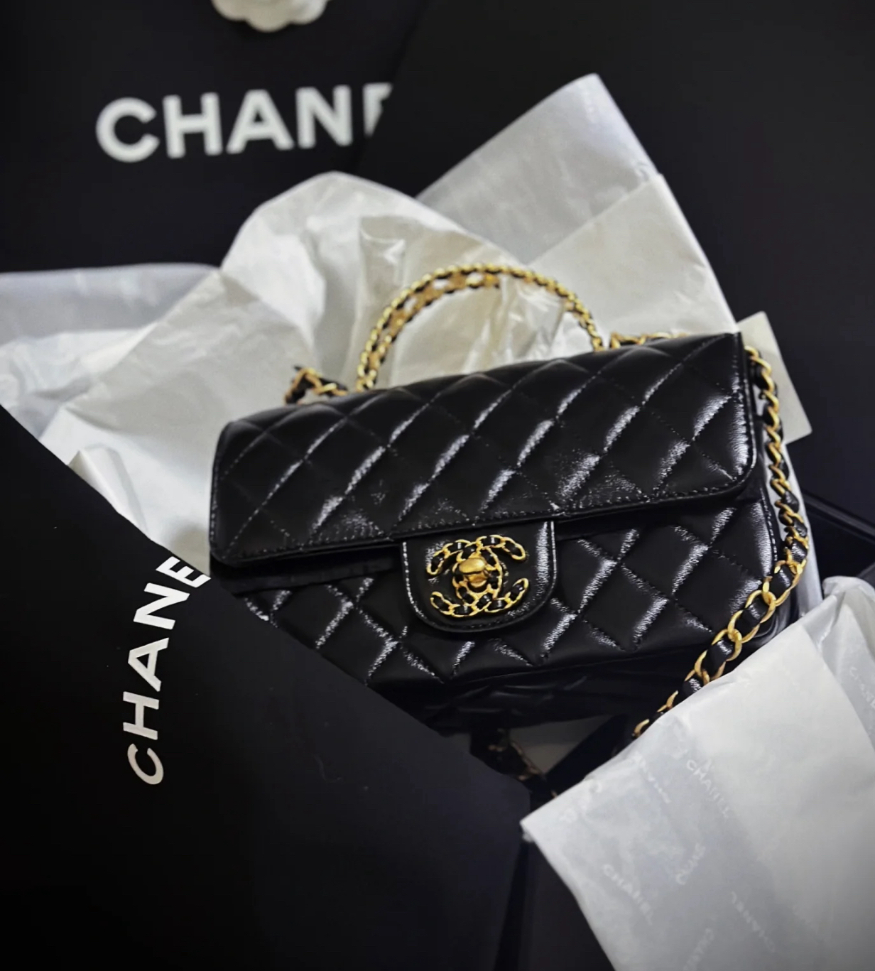99新 Chanel/香奈儿 多多奢品/香奈儿24c镂空手柄斜挎包/99新