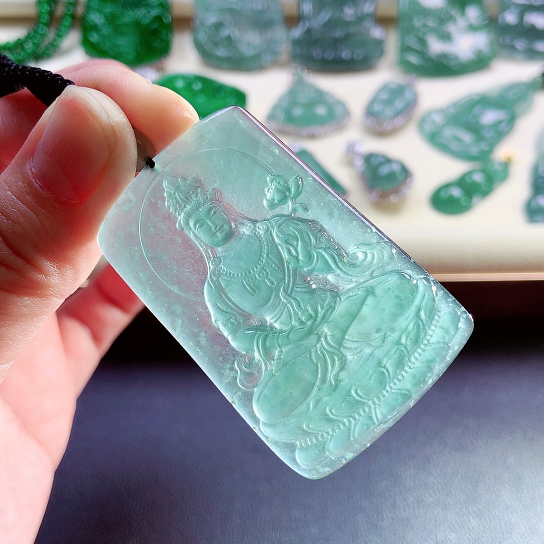 【闪购商品】翡翠颈饰未镶嵌鮑****、天然