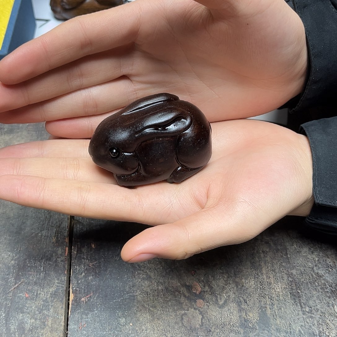 大叶紫檀（黑酸枝木类）