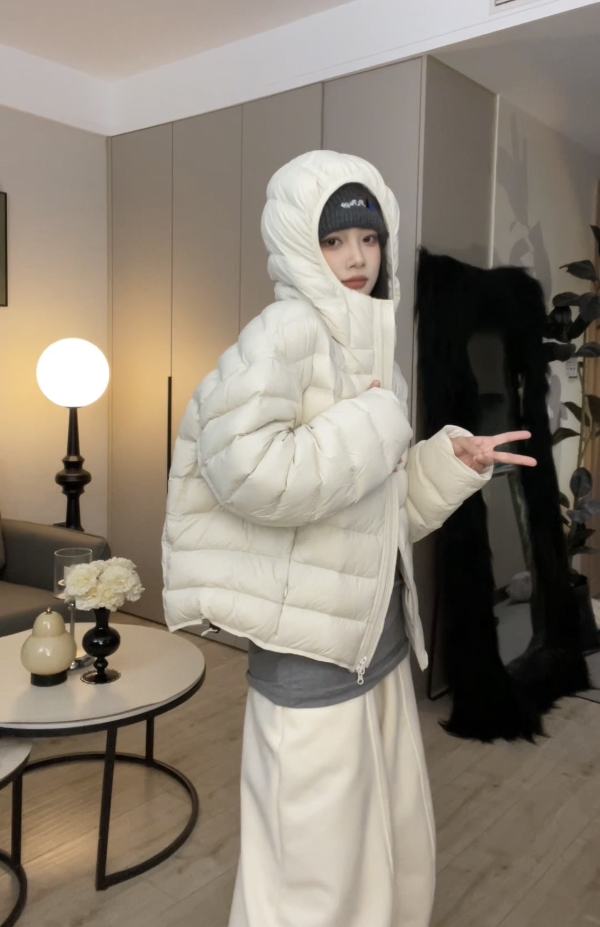 【90白鸭绒】冬季连帽显瘦白鸭绒羽绒服羽绒服女短款保暖