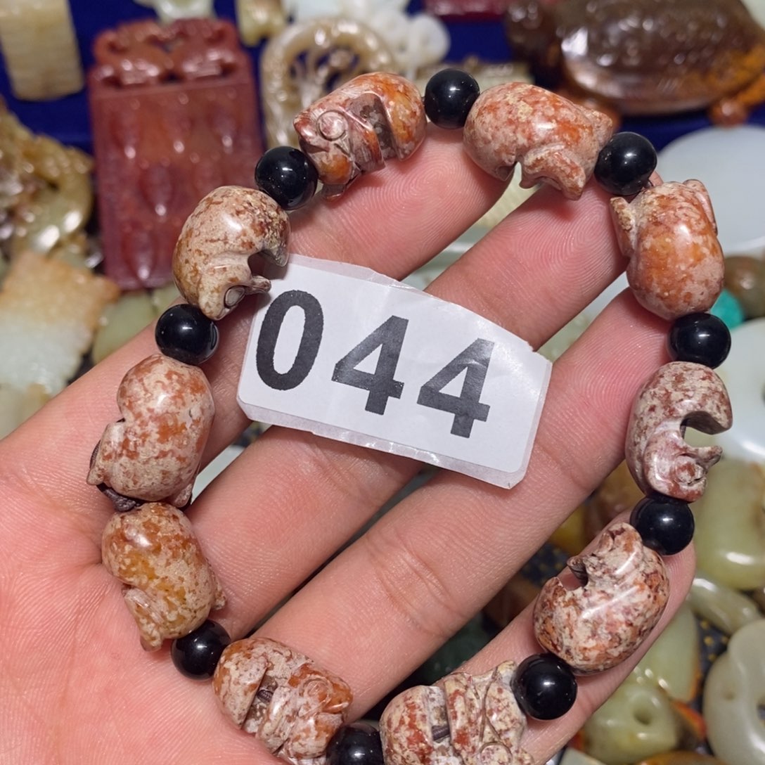 和田玉（糖玉）挂件未镶嵌