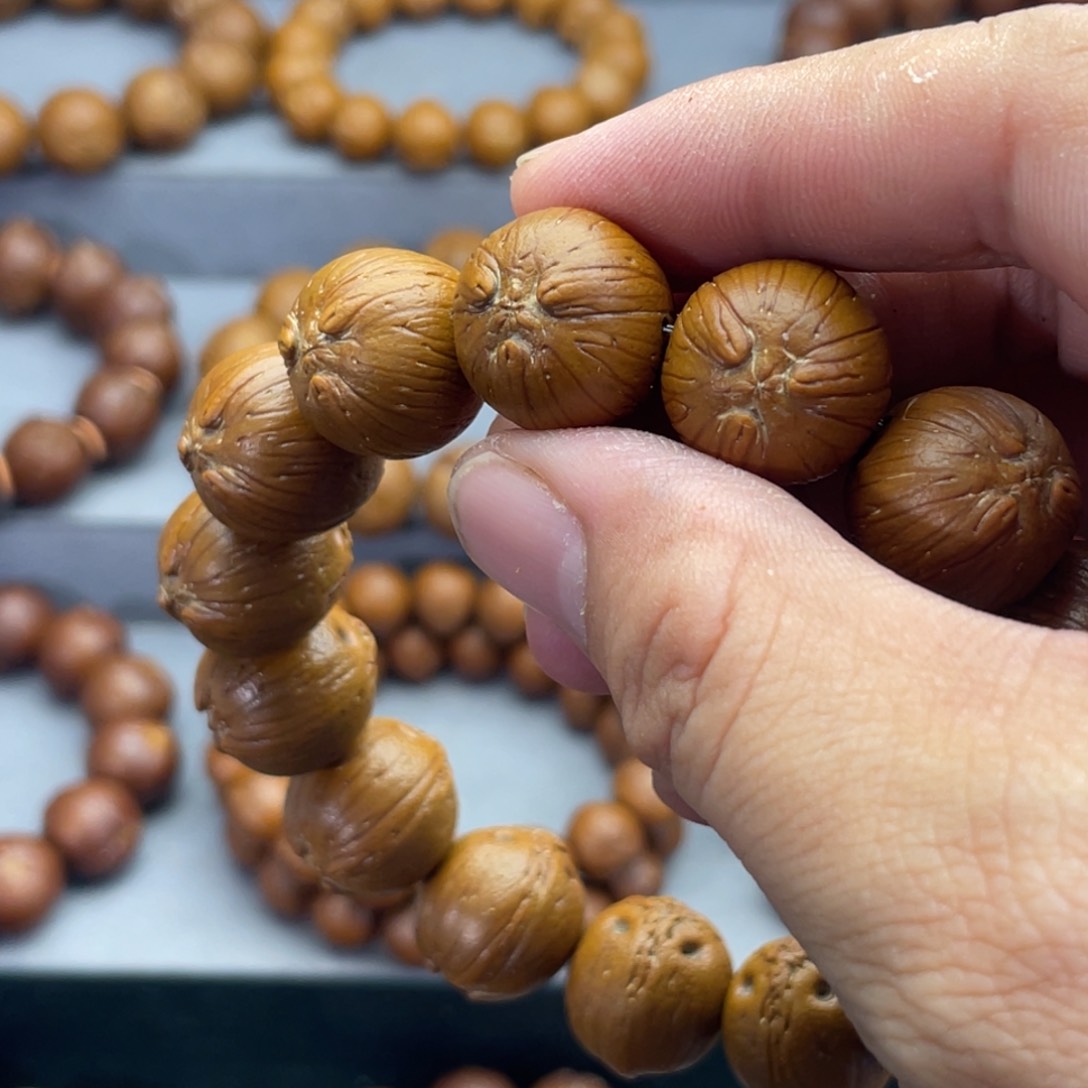 紫金鼠手串紫**情17尺寸原皮