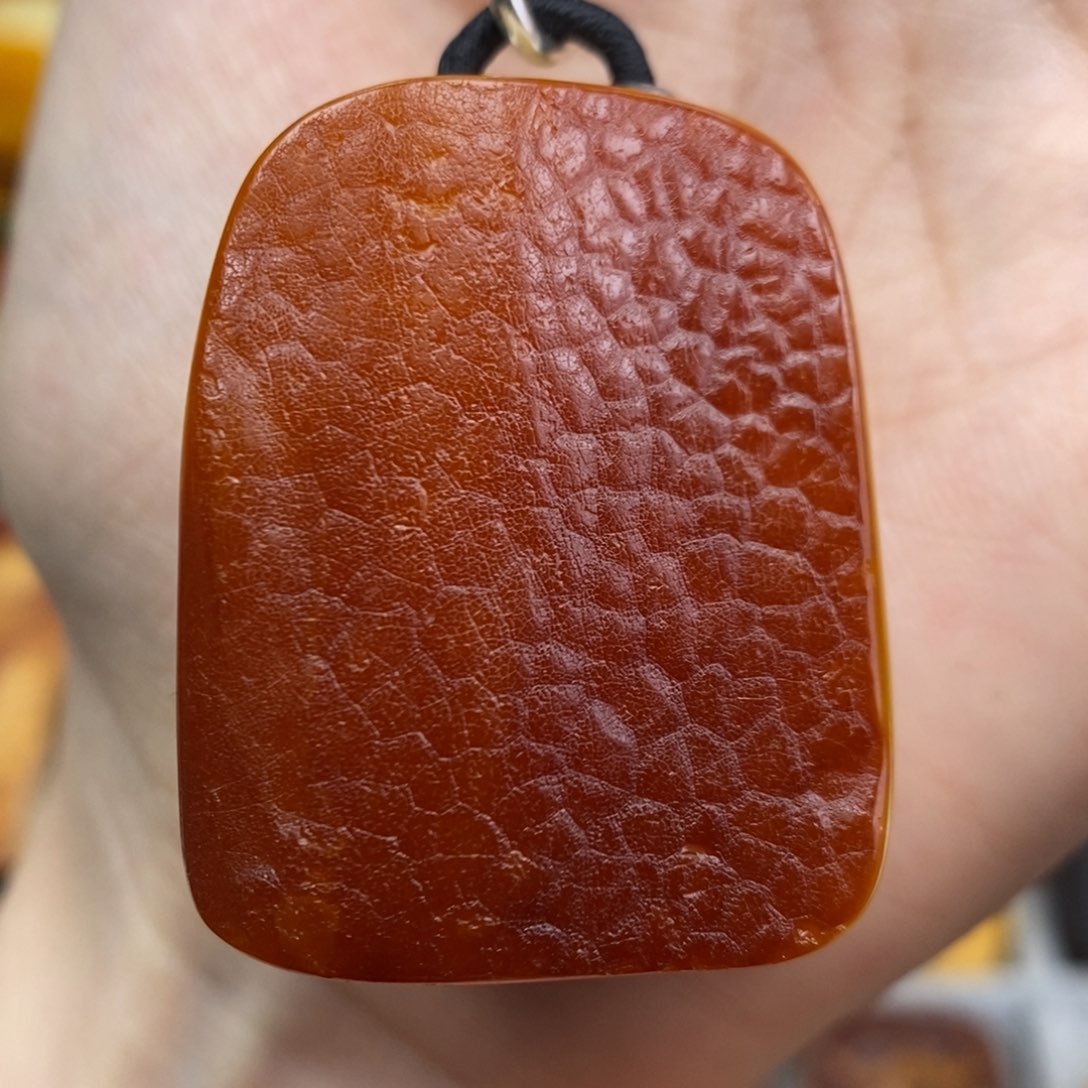 琥珀吊坠(赠链)未镶嵌