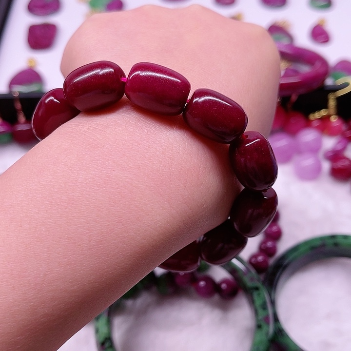 红宝石单圈未镶嵌