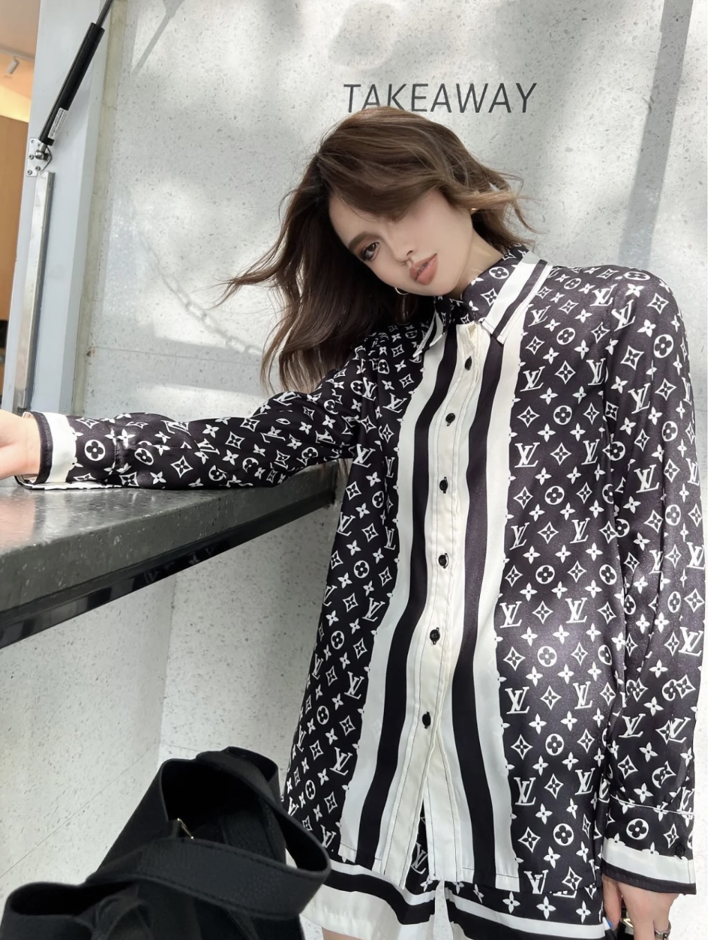 LouisVuitton/路易威登 jm0204 SS23 老花满印长袖衬衫 36码 95新