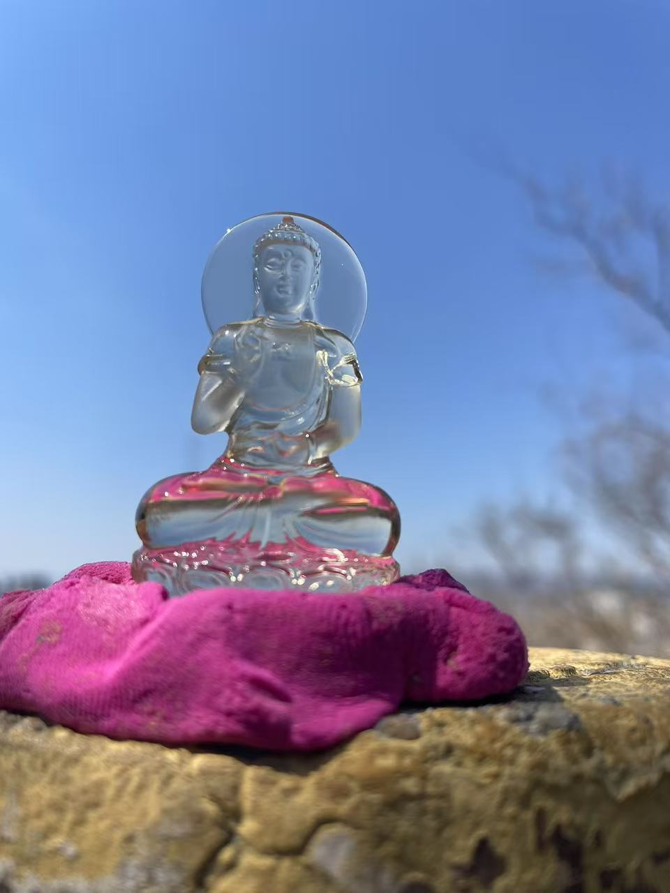 天然黄水晶精工雕刻，男女都可以佩戴