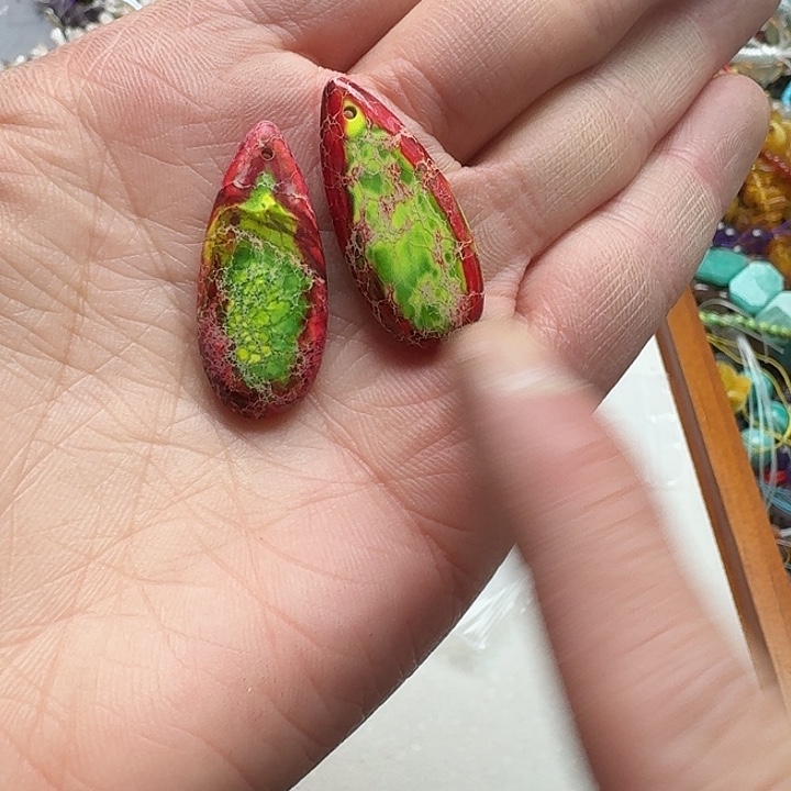 玛瑙/玉髓未镶嵌珠宝半成品一个15x34m帝王石吊坠