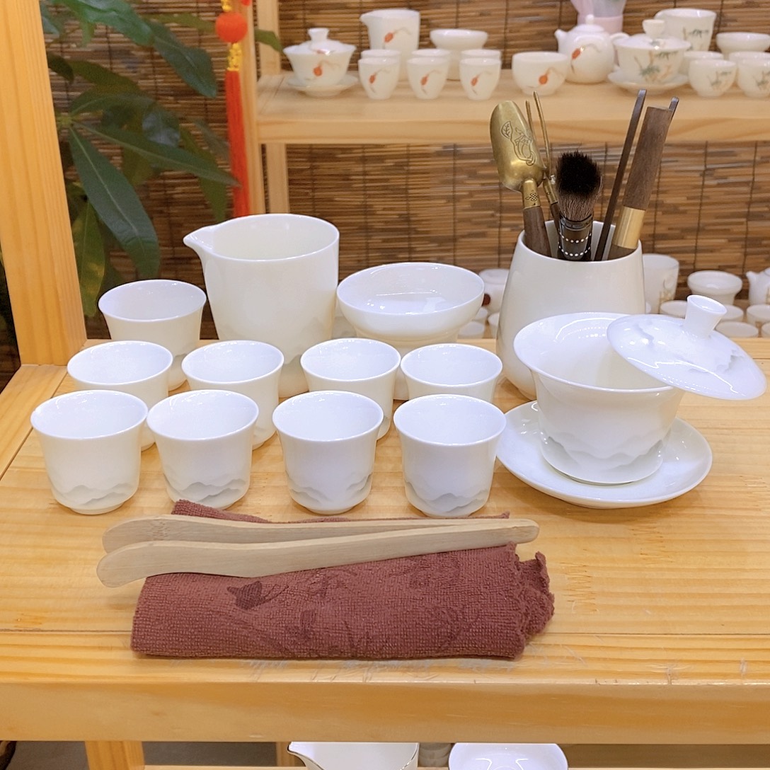 羊脂玉瓷茶具套装