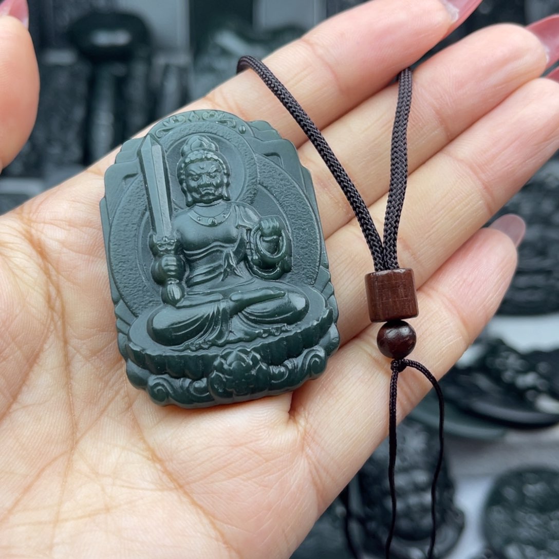 和田玉（糖玉）颈饰未镶嵌