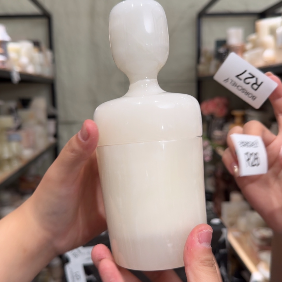 大理石R26。 两个亿。 