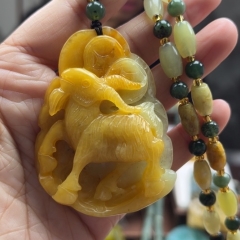岫玉挂件未镶嵌挂件