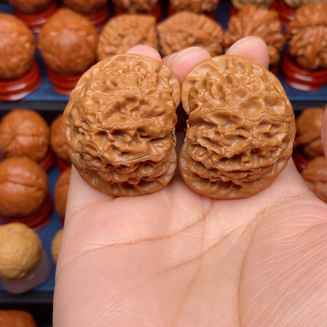 把件文玩核桃A****?手捻