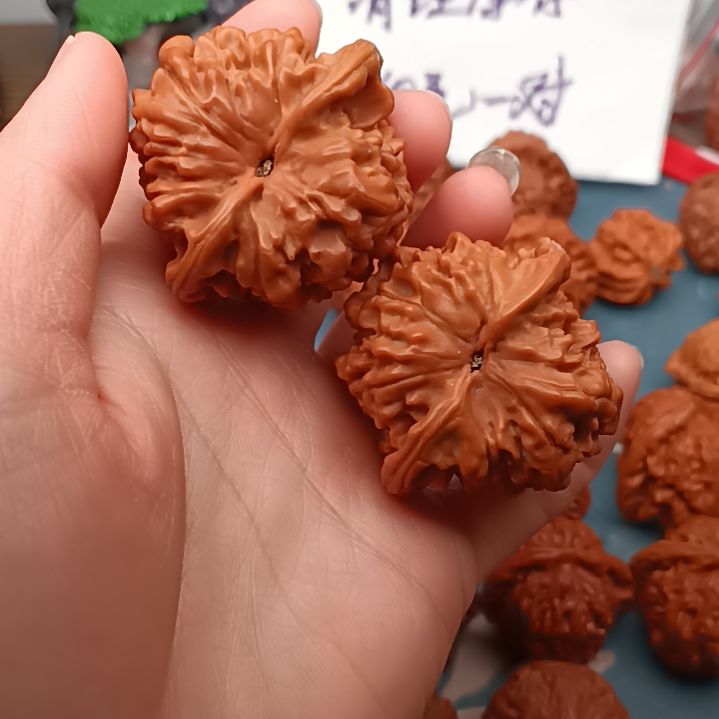 文玩核桃吊坠官帽