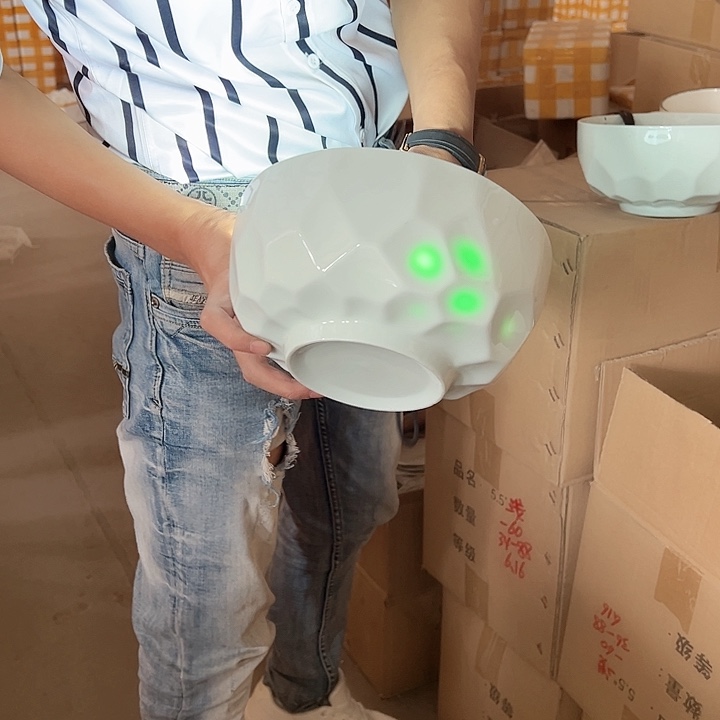 正品 青玉钻石8英寸汤碗2只破损包赔不补发介意勿拍