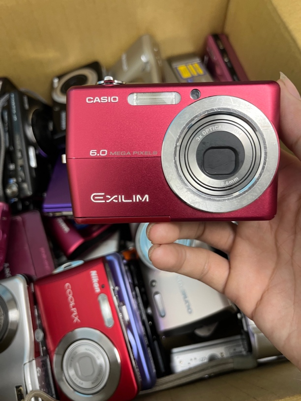 95新 Casio/卡西欧 卡西欧z600 600万像素 3倍光学变焦