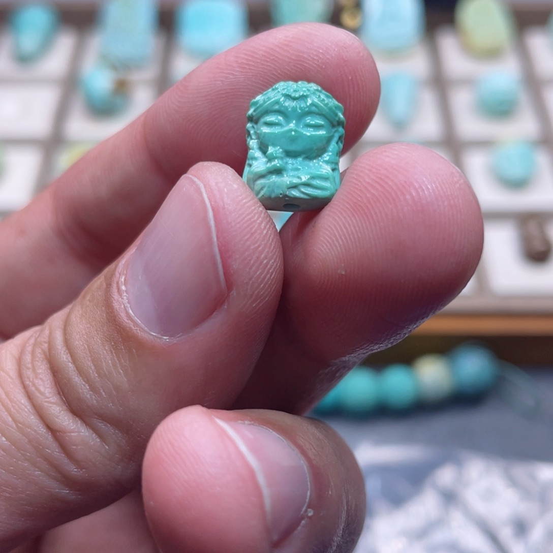 绿松石配饰未镶嵌