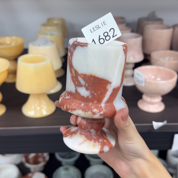 X1682.              红