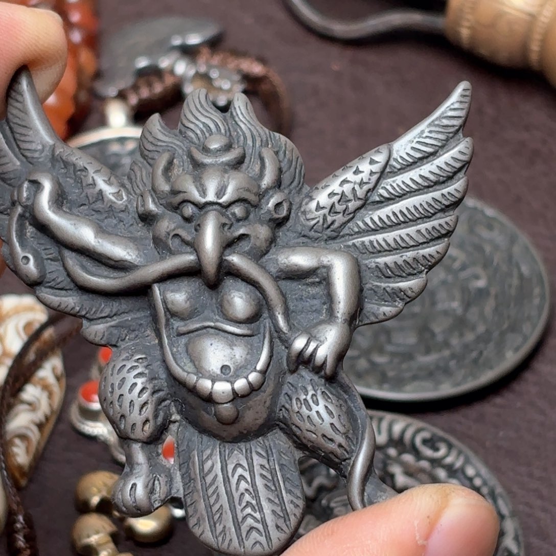 铜星月菩提挂件菩提