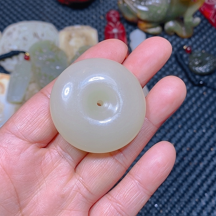 未镶嵌手链和田玉（糖玉）