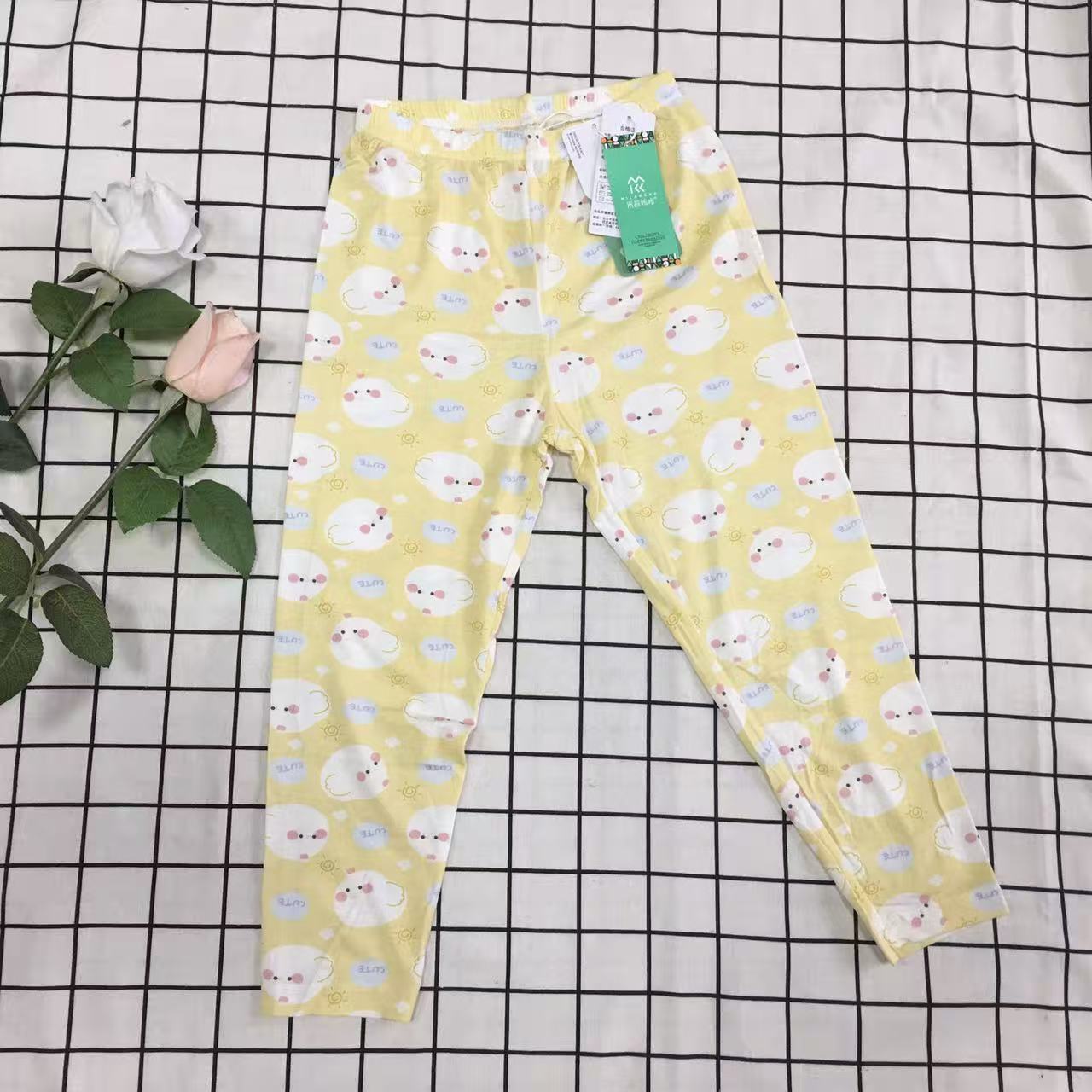 儿童舒适柔软秋裤