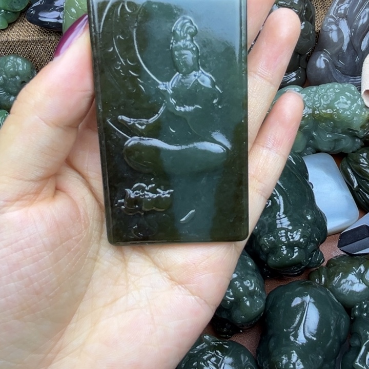 和田玉未镶嵌挂件