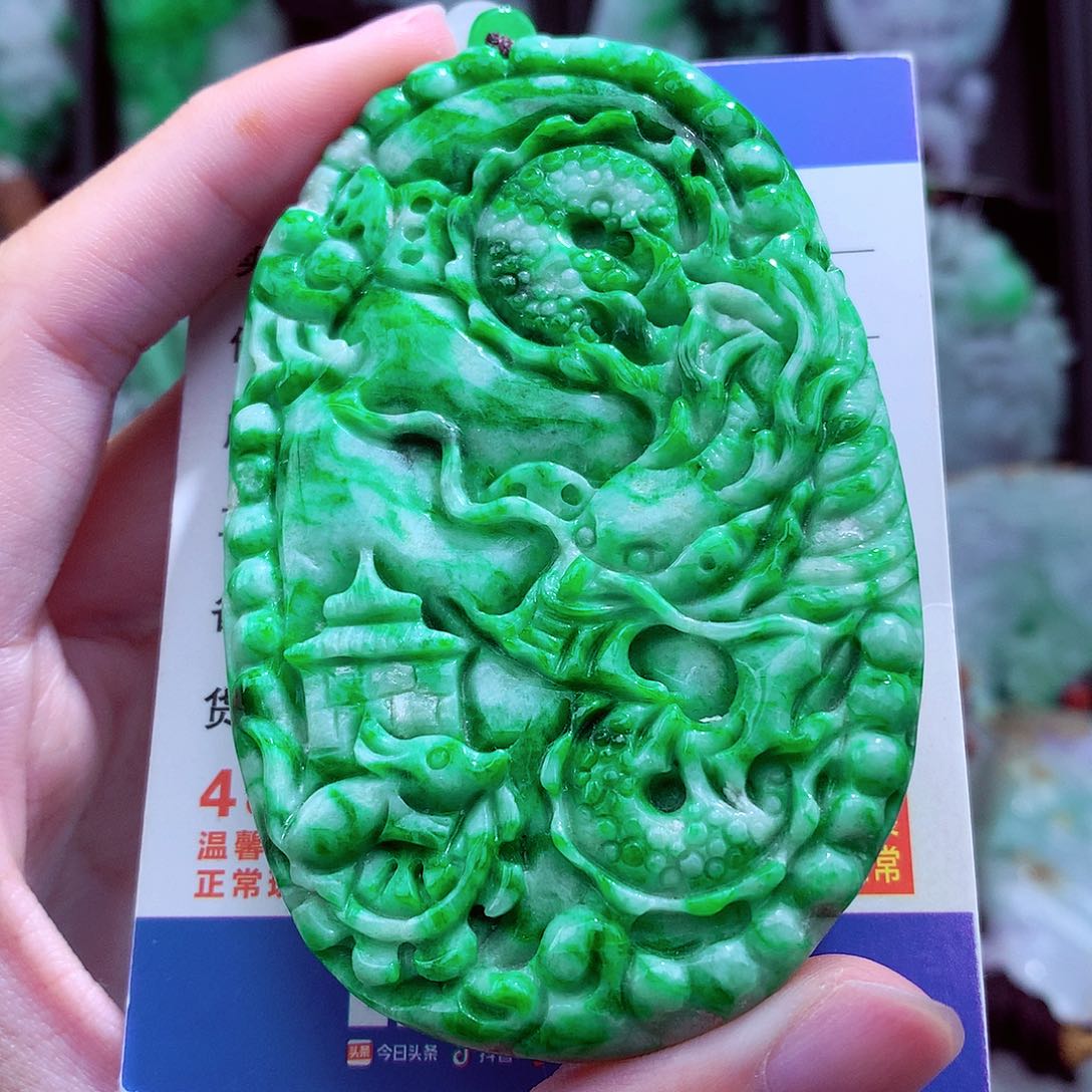 翡翠未镶嵌颈饰天然