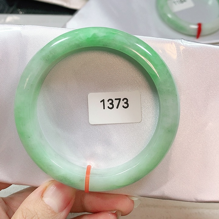 翡翠手镯未镶嵌天然翡翠手镯57.4