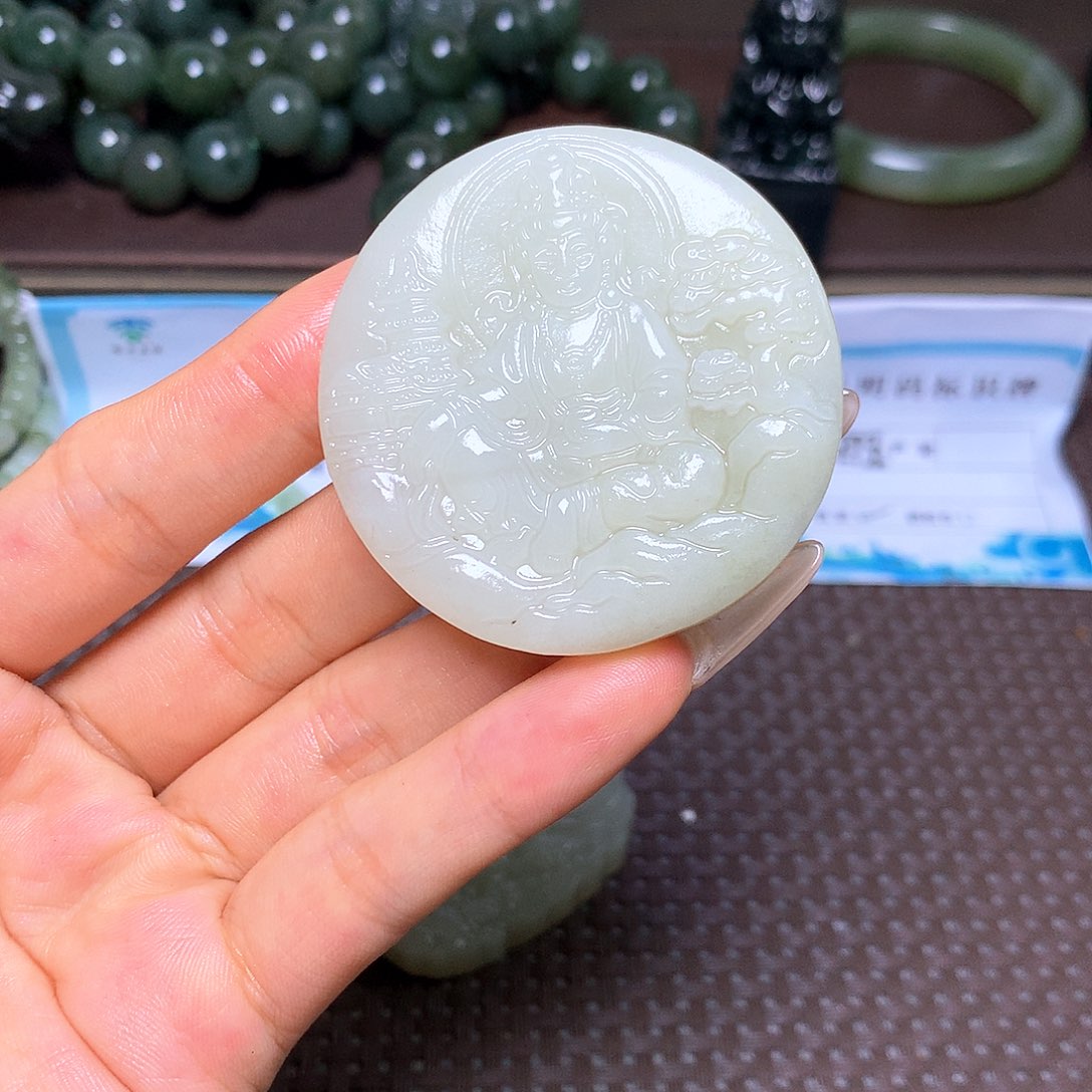 颈饰未镶嵌和田玉
