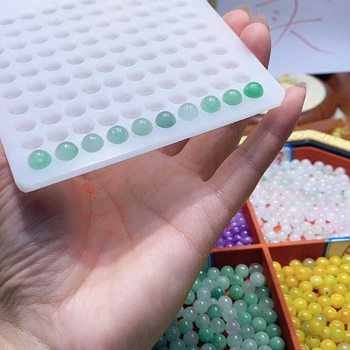 翡翠散珠冰绿卡8珠子