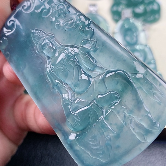 【闪购商品】翡翠颈饰未镶嵌天然翡翠