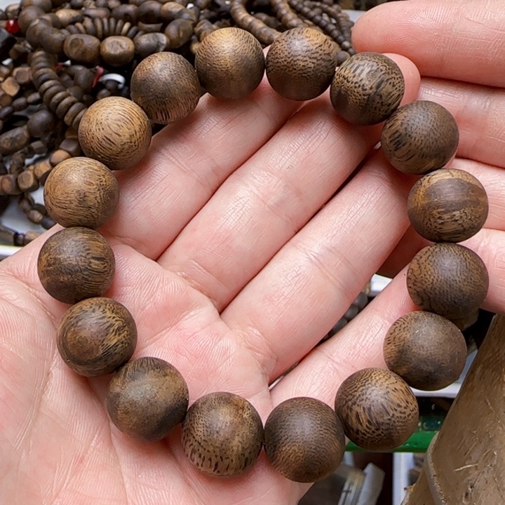 沉香手串?****童绿棋楠沉香手串1.4mm16.5克