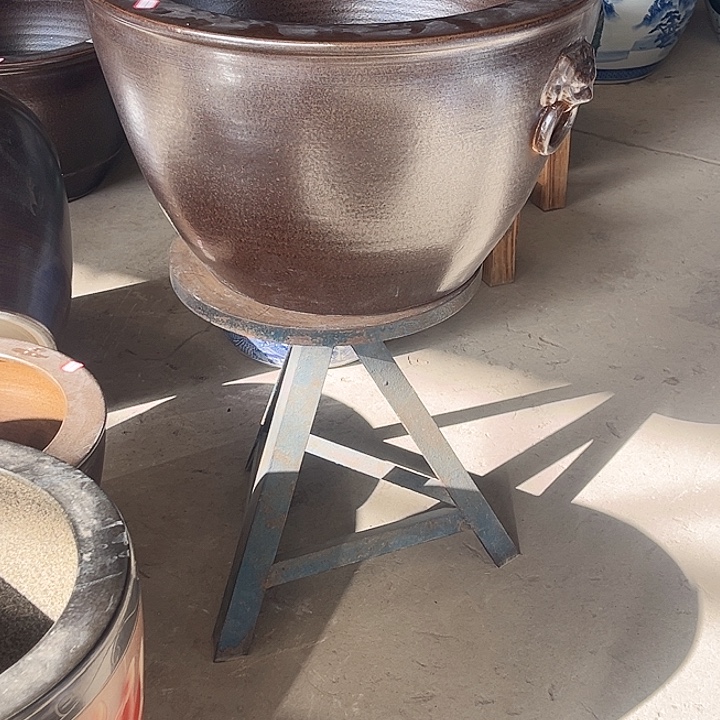 景德镇陶瓷鱼缸艺术