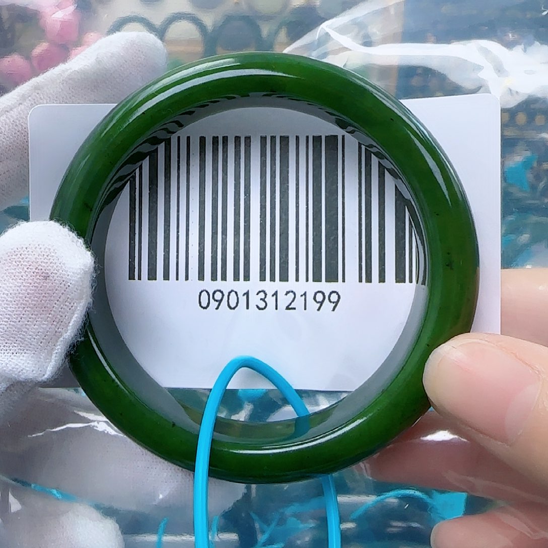 和田玉（碧玉）手镯未镶嵌515253