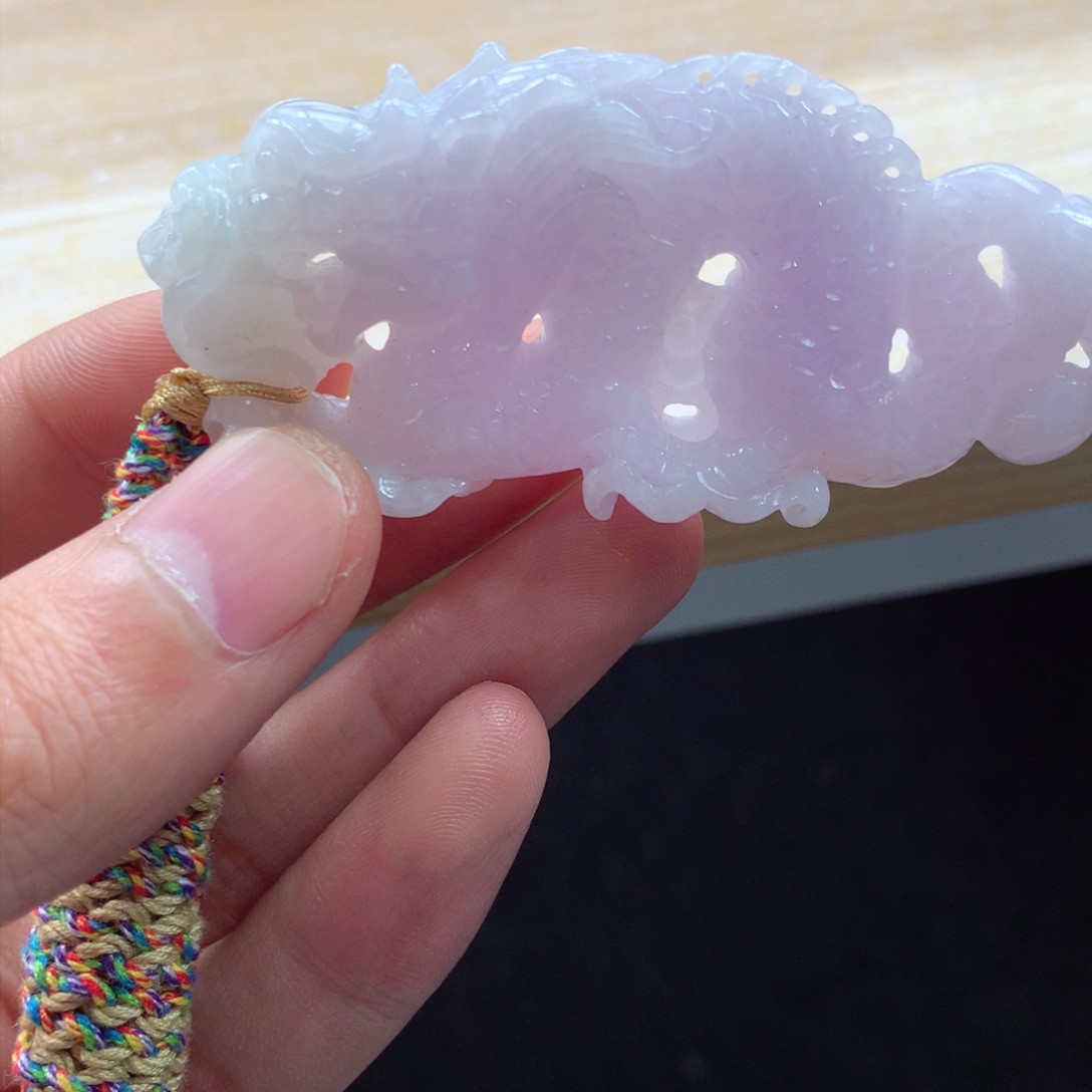 翡翠颈饰未镶嵌吊坠