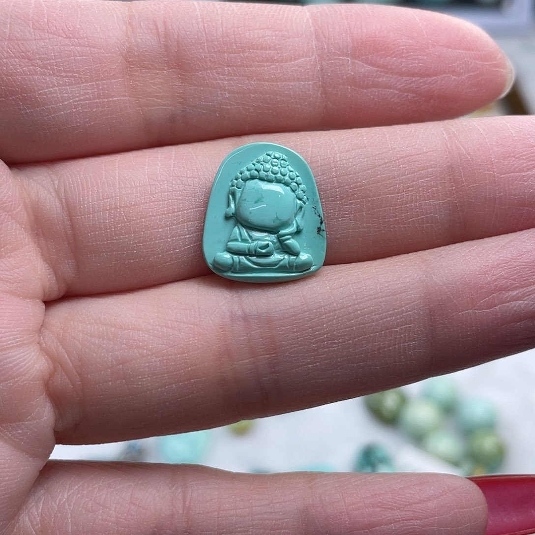 贝***贝绿松石未镶嵌珠宝奇石