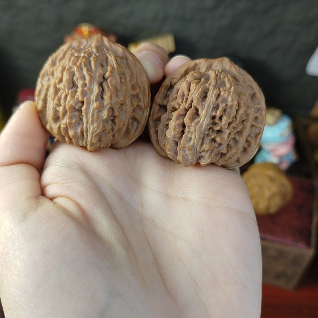 呀***嘿文玩核桃吊坠四座楼