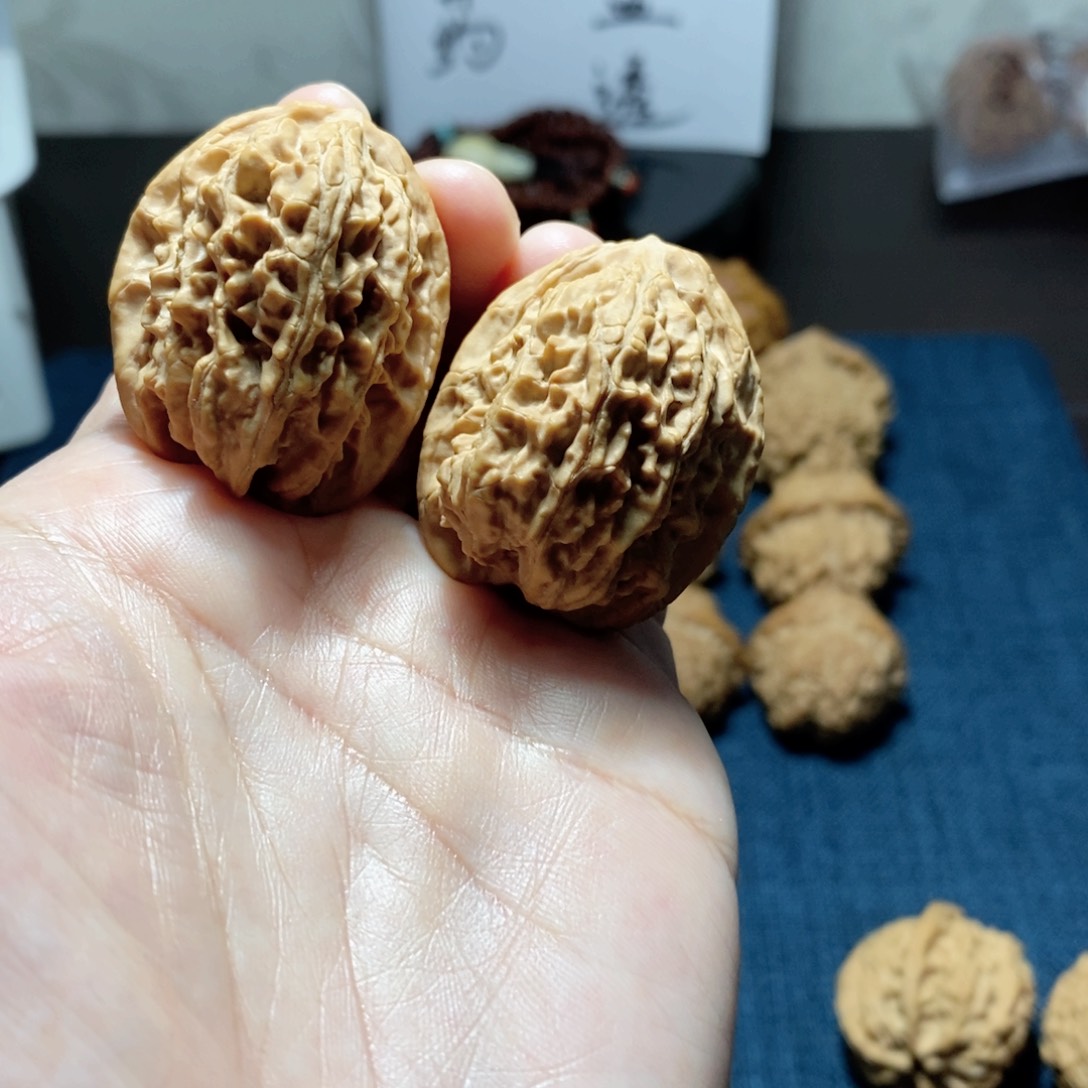 桃核吊坠居庸关鸡心31