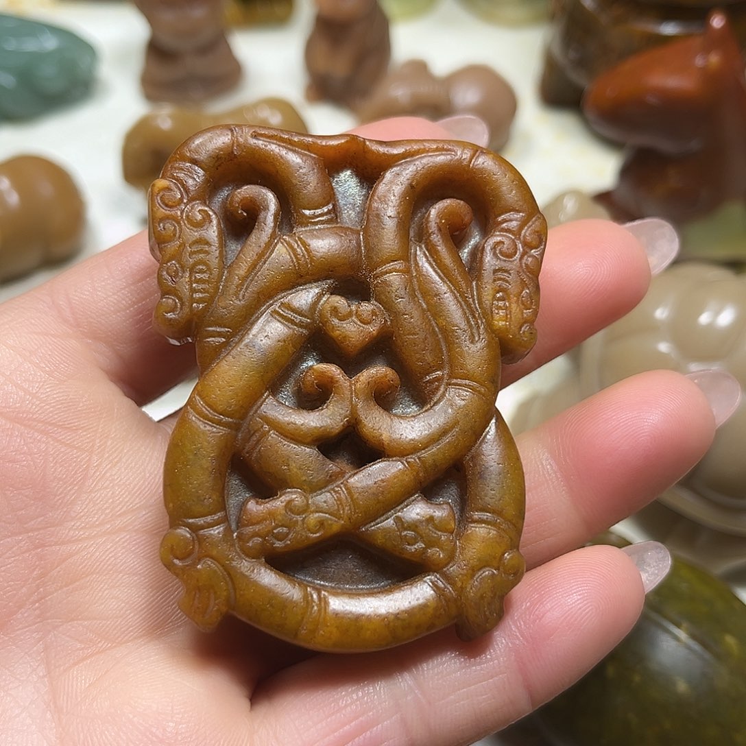 白玉菩提吊坠白玉菩提吊坠