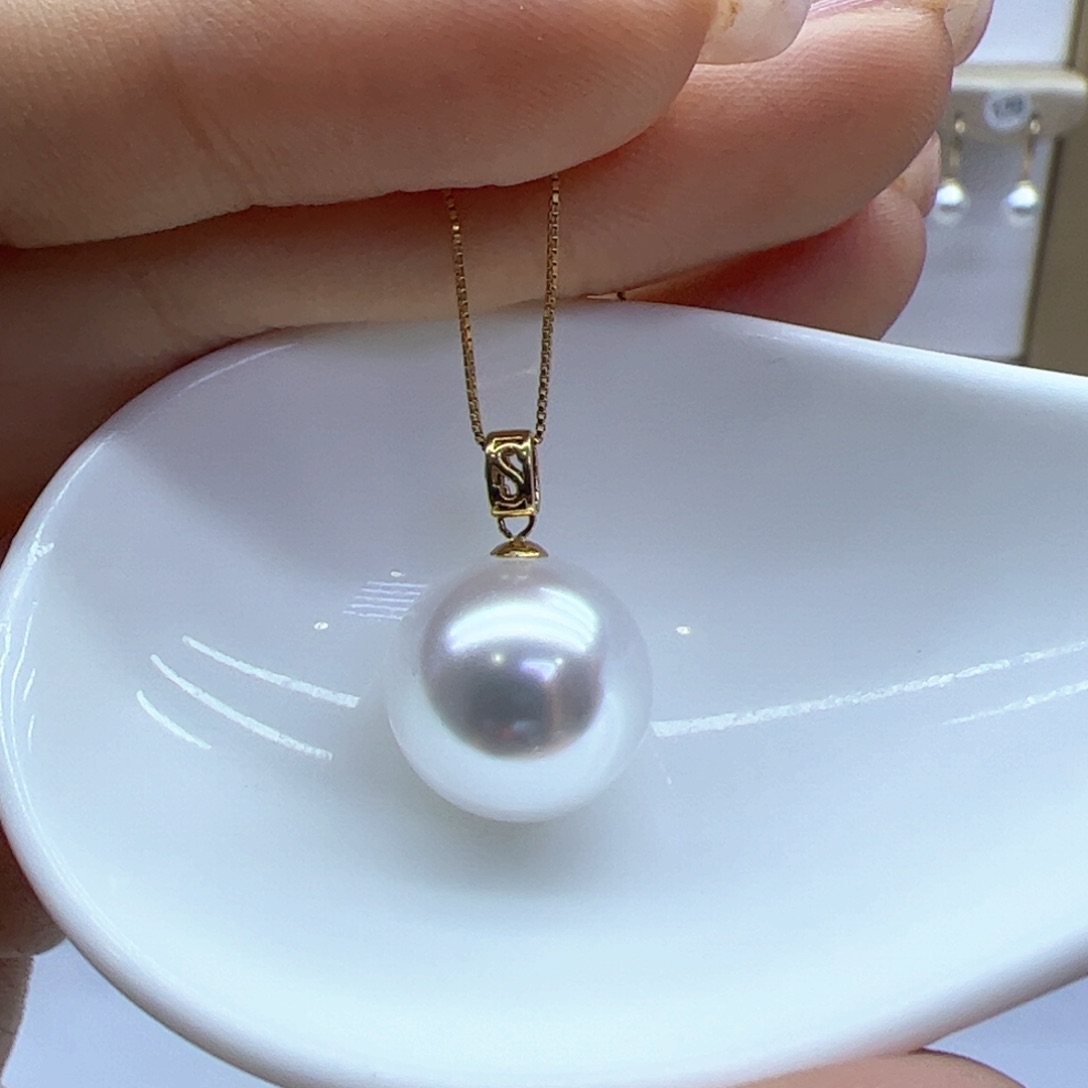 淡水珍珠吊坠(赠链)18K金镶嵌