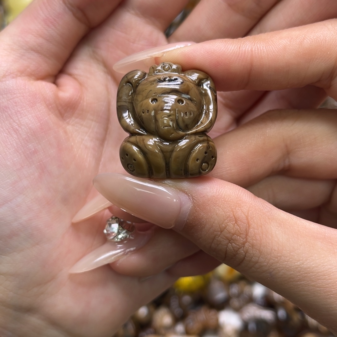 琥珀未镶嵌裸石天然琥珀根珀小象