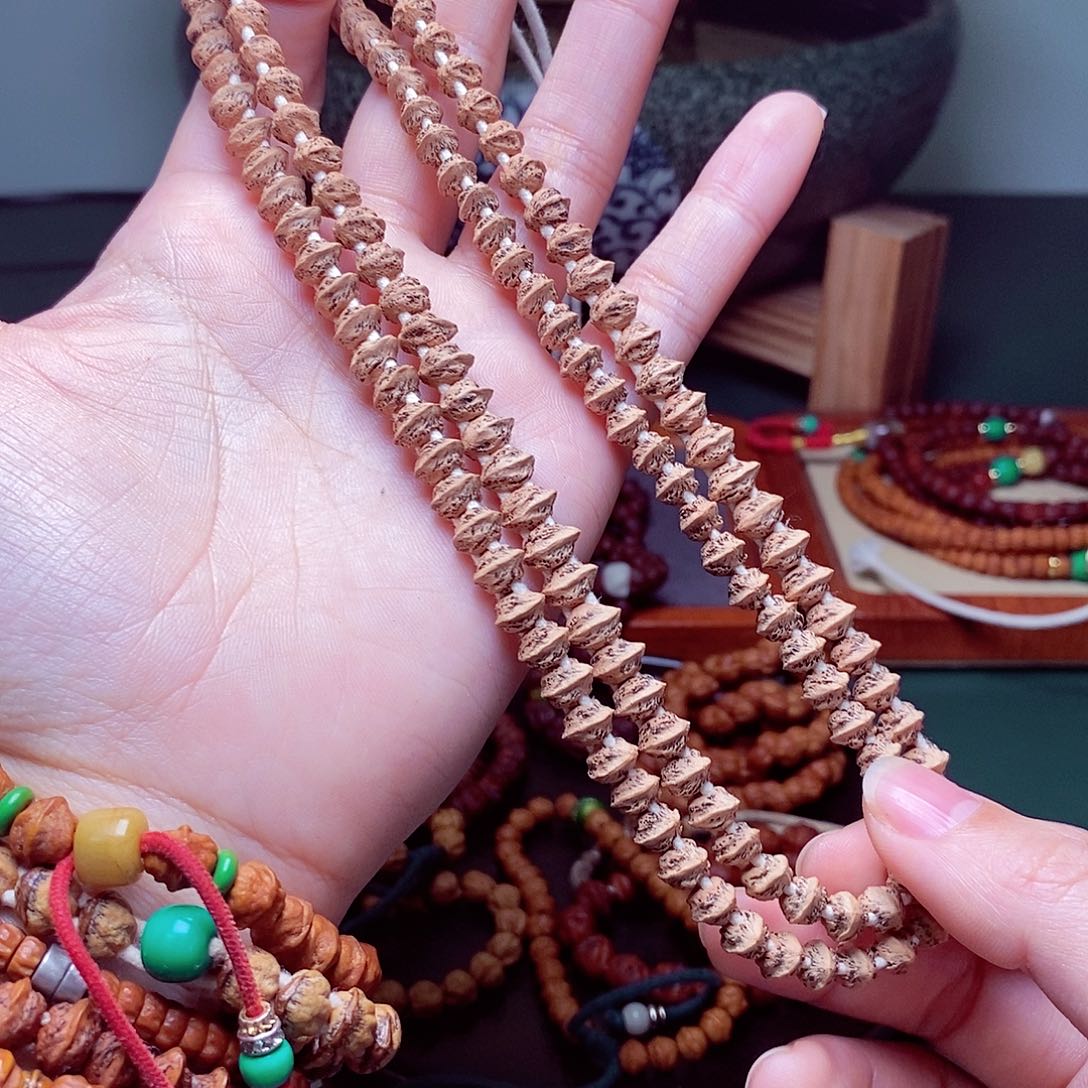 柏香籽/百香籽吊坠298.8老鹰