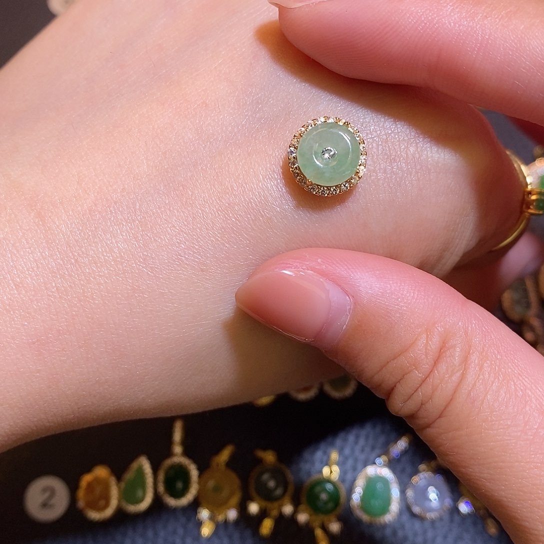 翡翠银S925镶嵌颈饰