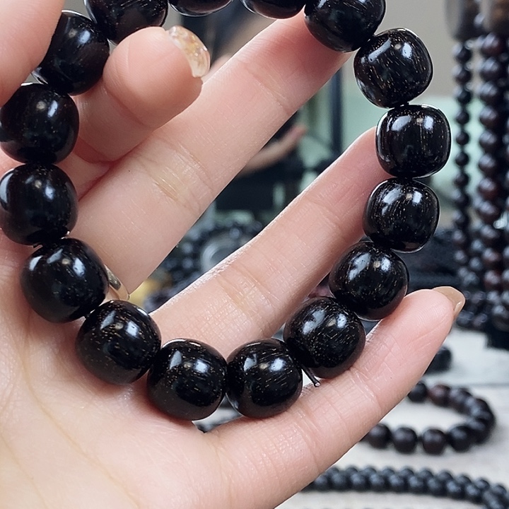 欧***幺檀香紫檀（小叶紫檀）1314