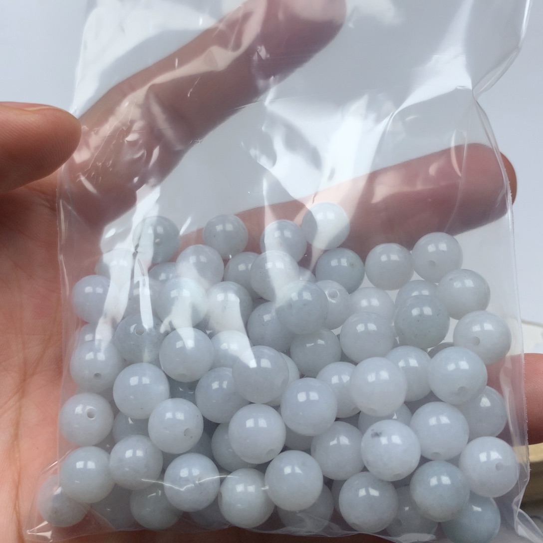 翡翠颈饰未镶嵌卡8➕。100颗 