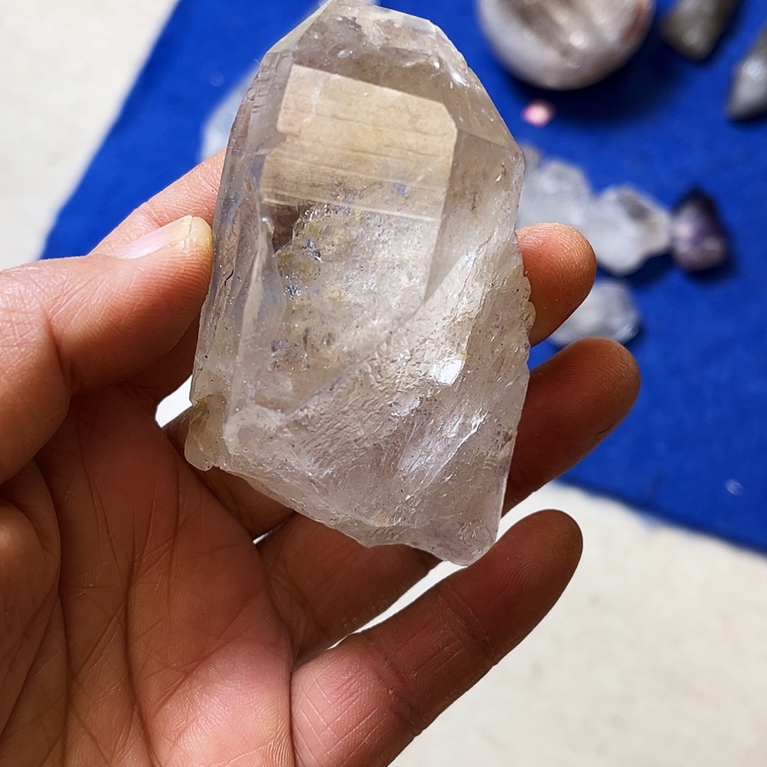 伊***索珠宝半成品未镶嵌水晶